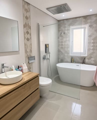 3 sovrum Villa till salu i La Duquesa / Puerto de la Duquesa, Manilva - 615 000 € (Ref: 10051416)