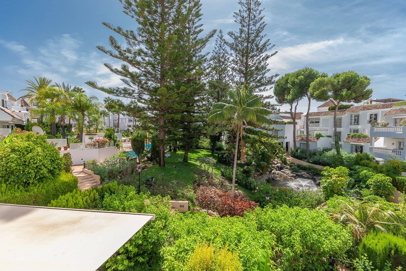 3 bedroom Apartment for sale in Elviria - € 995,000 (Ref: 10051417)