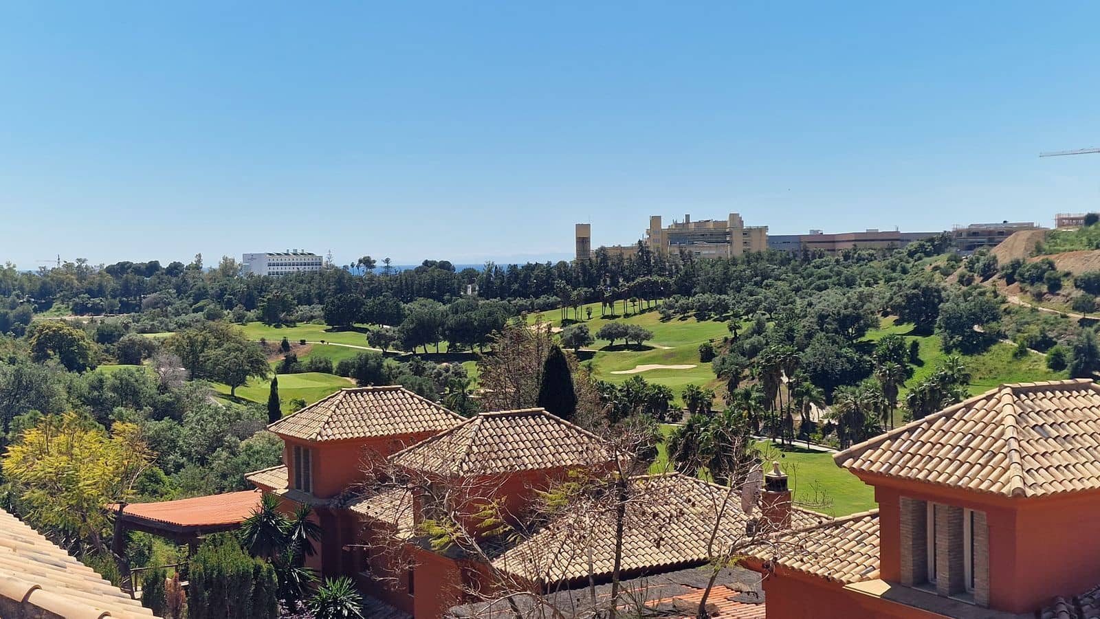 5 Zimmer Doppelhaus zu verkaufen in Marbella - 1.075.000 € (Ref: 10051418)