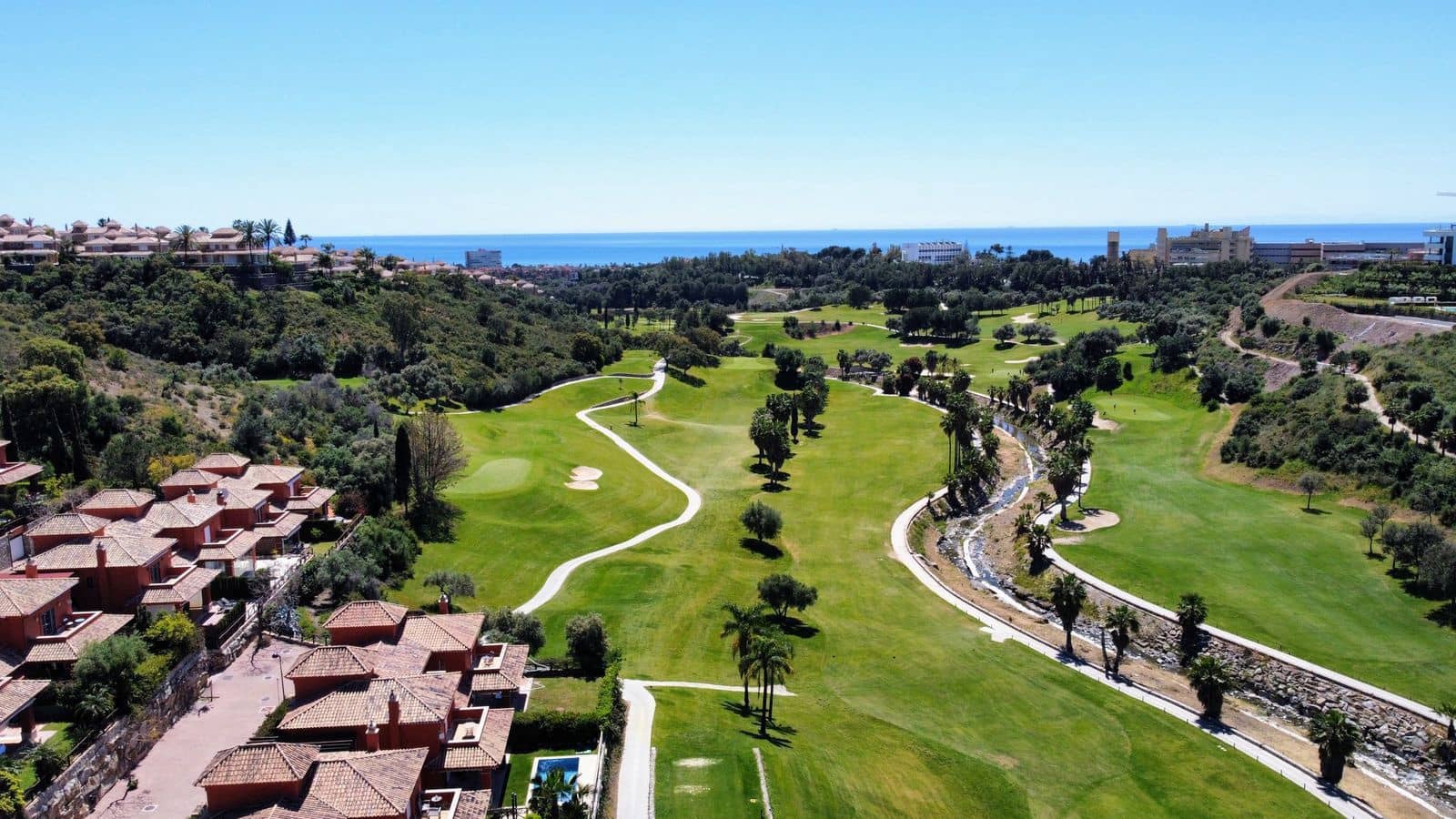 5 Zimmer Doppelhaus zu verkaufen in Marbella - 1.075.000 € (Ref: 10051418)