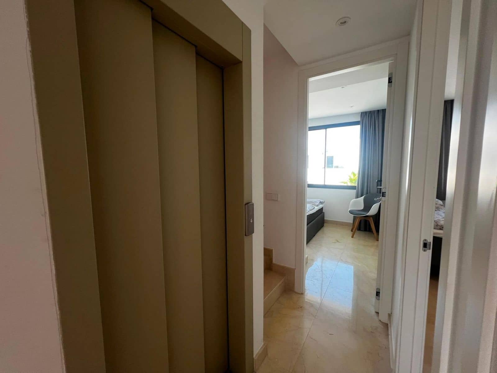 4 bedroom Apartment for sale in La Cala de Mijas - € 1,250,000 (Ref: 10051419)