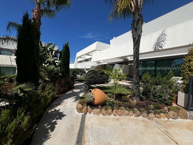 4 bedroom Apartment for sale in La Cala de Mijas, Mijas - € 1,250,000 (Ref: 10051419)