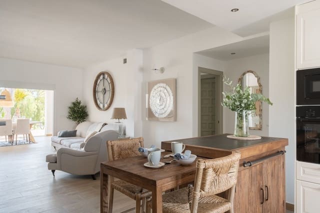 2 quarto Apartamento para venda em Nueva Andalucia, Marbella - 695 000 € (Ref: 10051421)