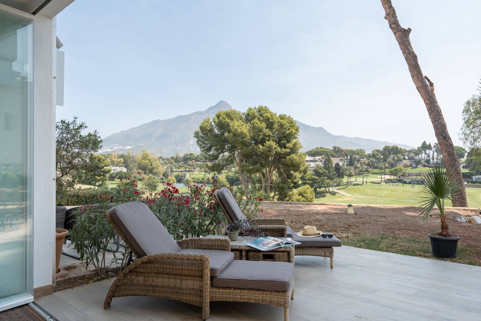 2 quarto Apartamento para venda em Nueva Andalucia - 695 000 € (Ref: 10051421)