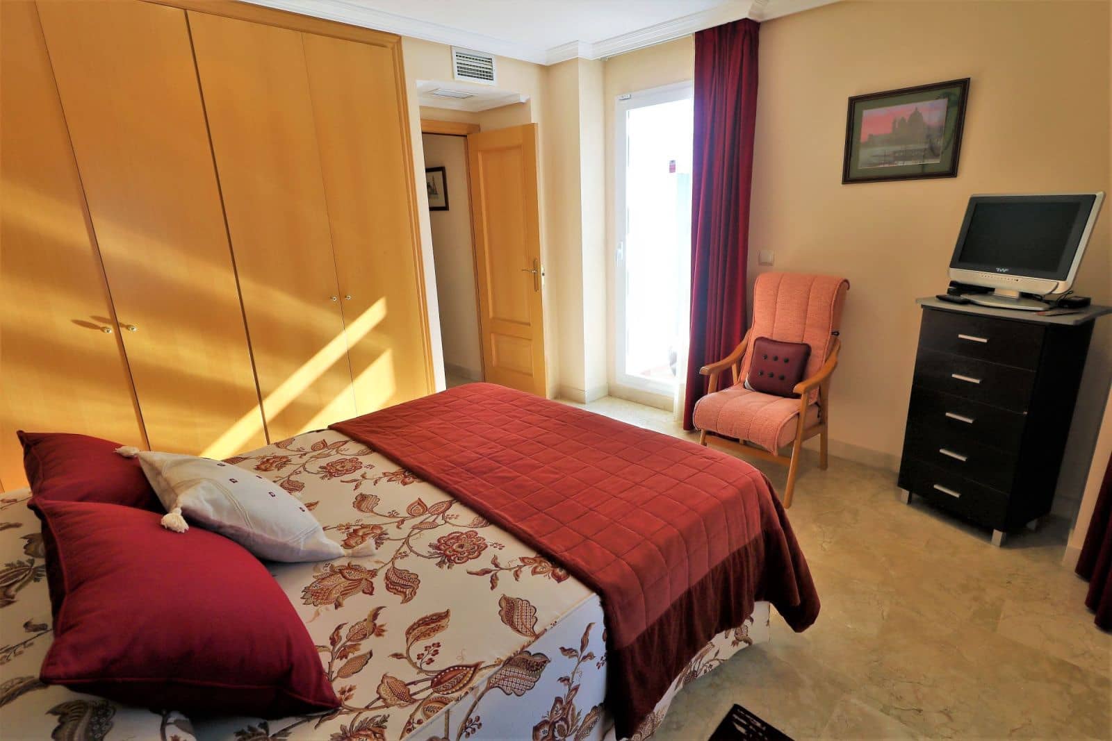 3 camera da letto Villetta Bifamiliare in vendita in Estepona - 580.000 € (Rif: 10051422)