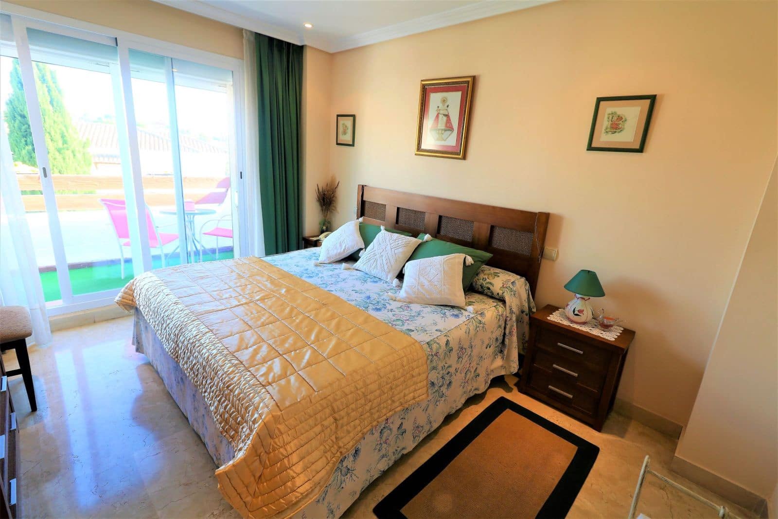 3 camera da letto Villetta Bifamiliare in vendita in Estepona - 580.000 € (Rif: 10051422)