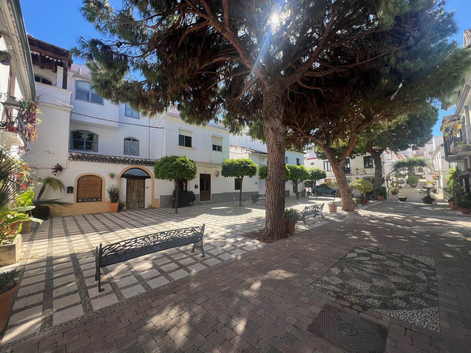 Pareado de 3 habitaciones en Estepona en venta - 625.900 € (Ref: 10051423)