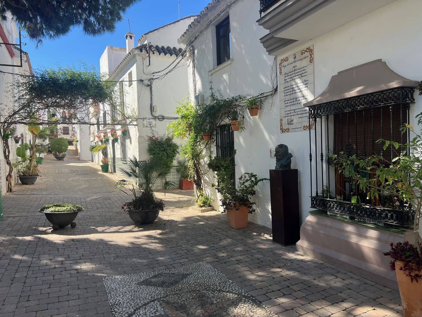 Pareado de 3 habitaciones en Estepona en venta - 625.900 € (Ref: 10051423)
