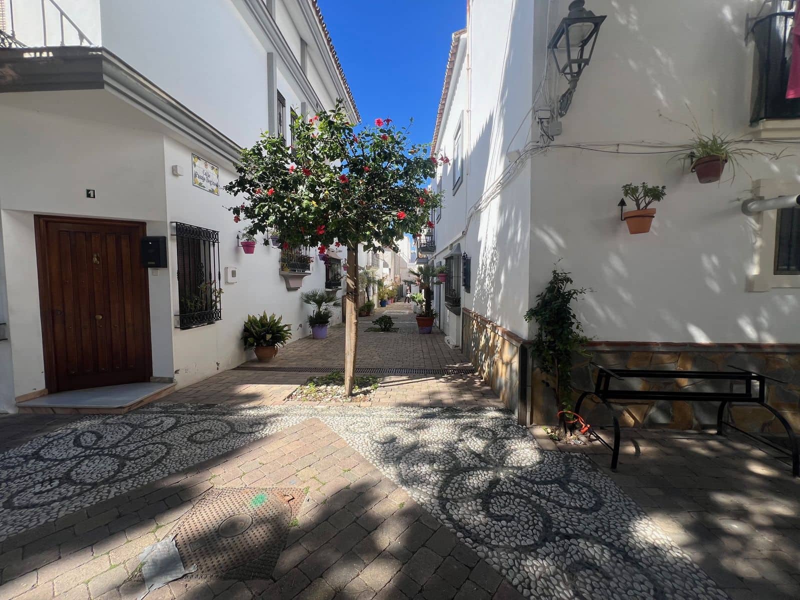 Pareado de 3 habitaciones en Estepona en venta - 625.900 € (Ref: 10051423)