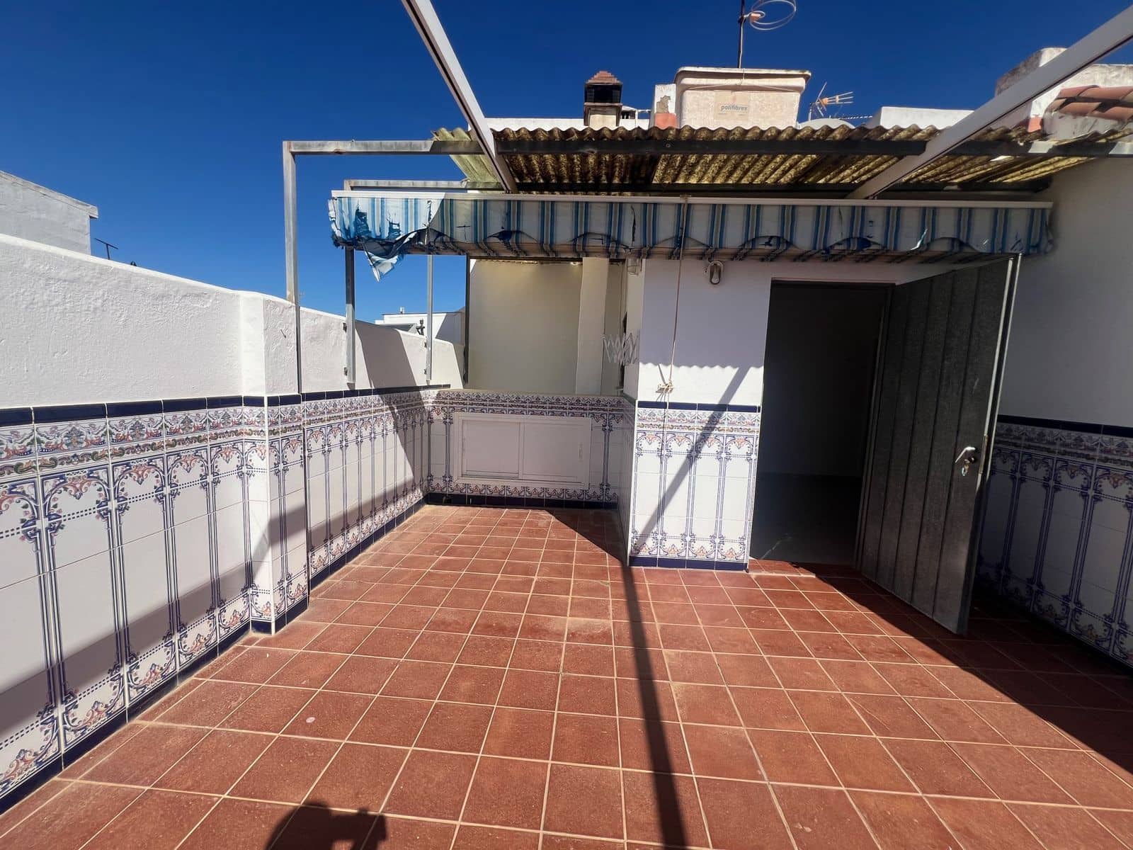 Pareado de 3 habitaciones en Estepona en venta - 625.900 € (Ref: 10051423)