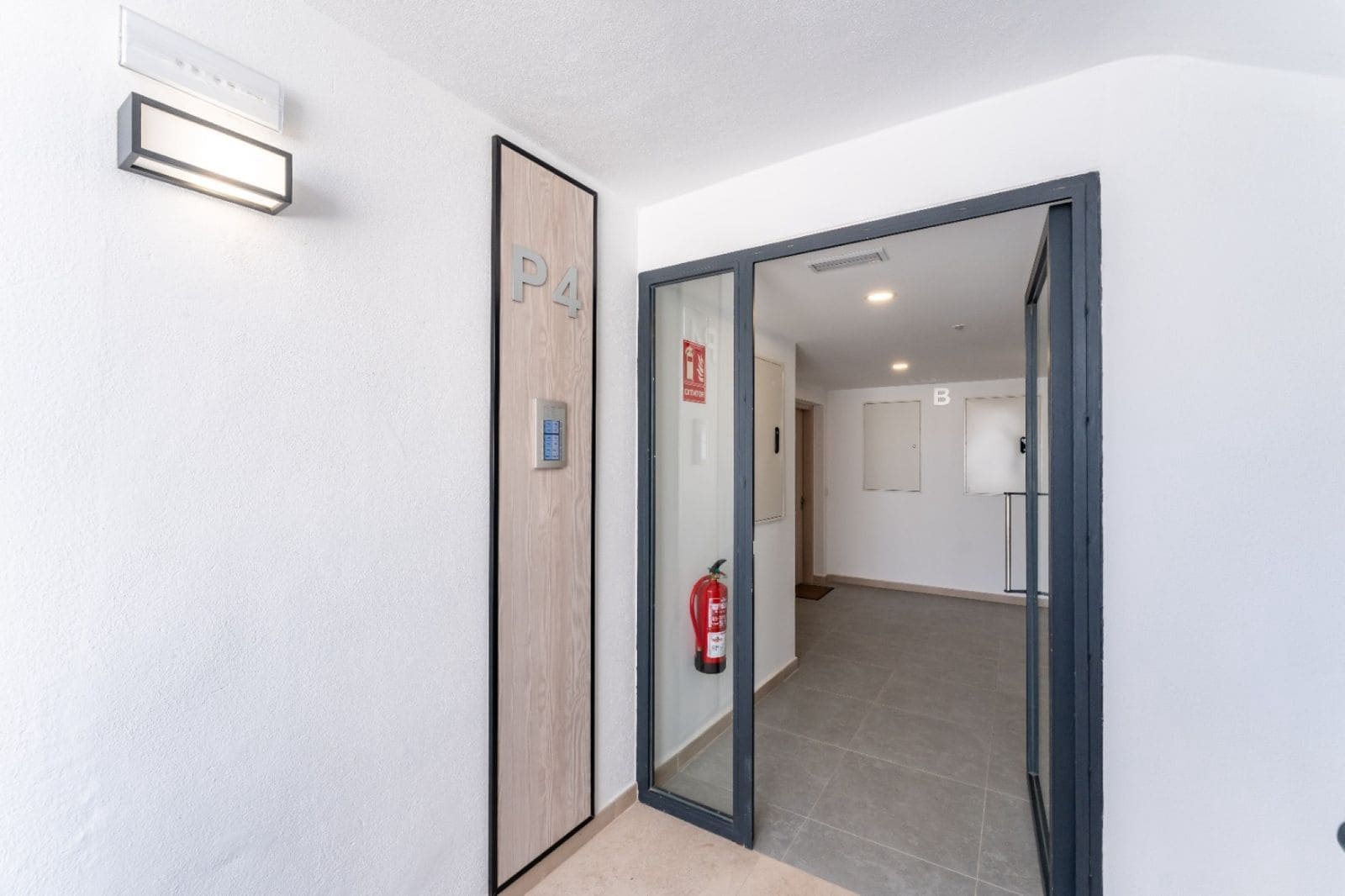2 Zimmer Apartment zu verkaufen in La Duquesa / Puerto de la Duquesa - 425.000 € (Ref: 10051426)