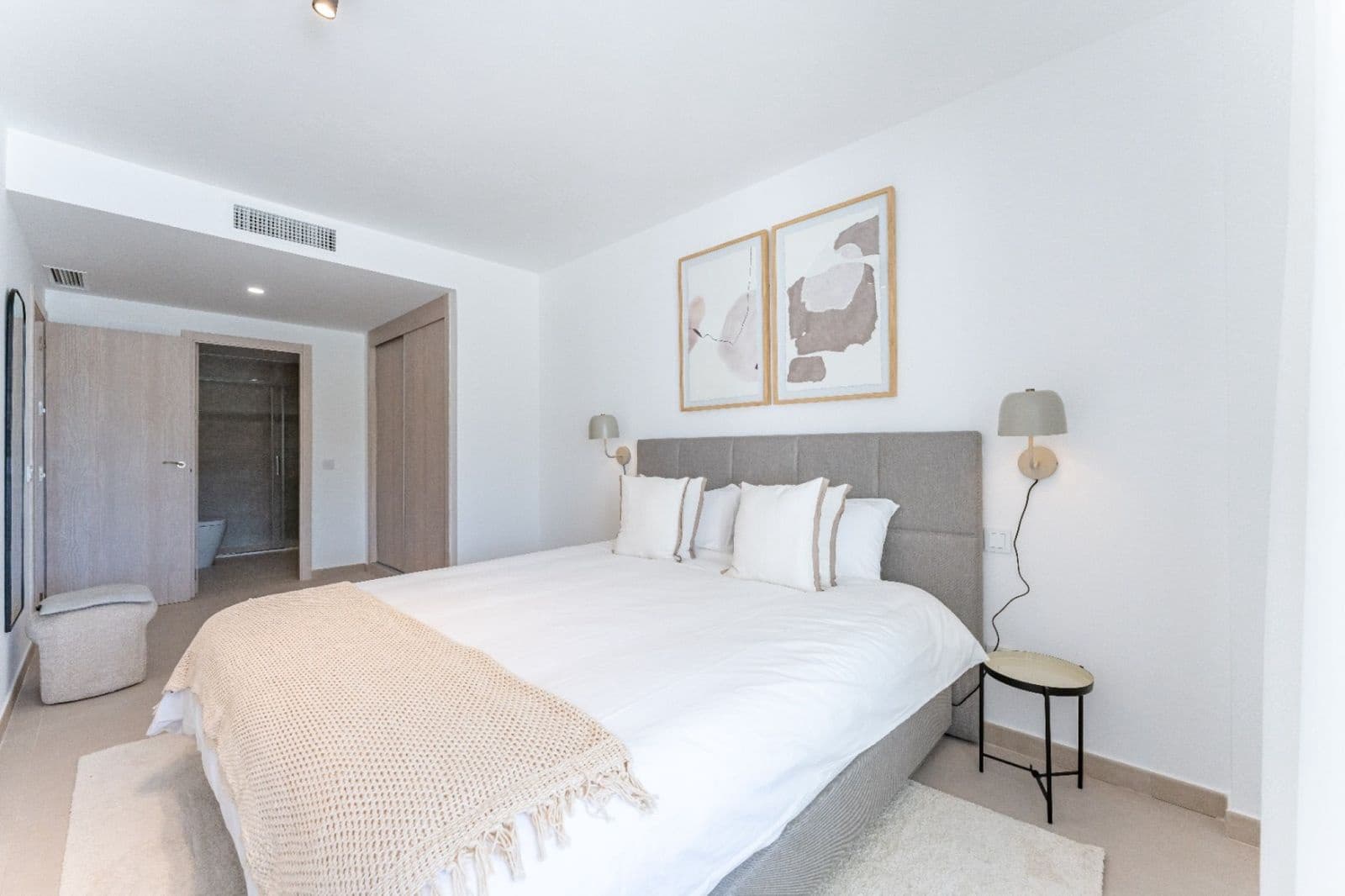 2 Zimmer Apartment zu verkaufen in La Duquesa / Puerto de la Duquesa - 425.000 € (Ref: 10051426)