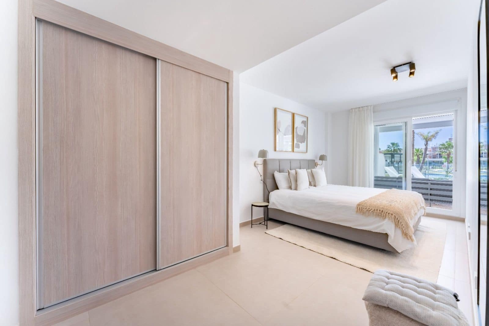 2 Zimmer Apartment zu verkaufen in La Duquesa / Puerto de la Duquesa - 425.000 € (Ref: 10051426)