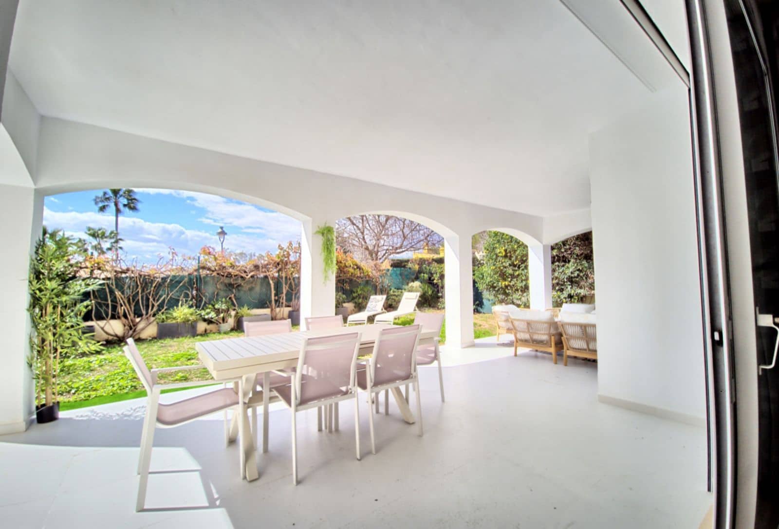 3 slaapkamer Appartement te koop in Cabopino - € 635.000 (Ref: 10051427)