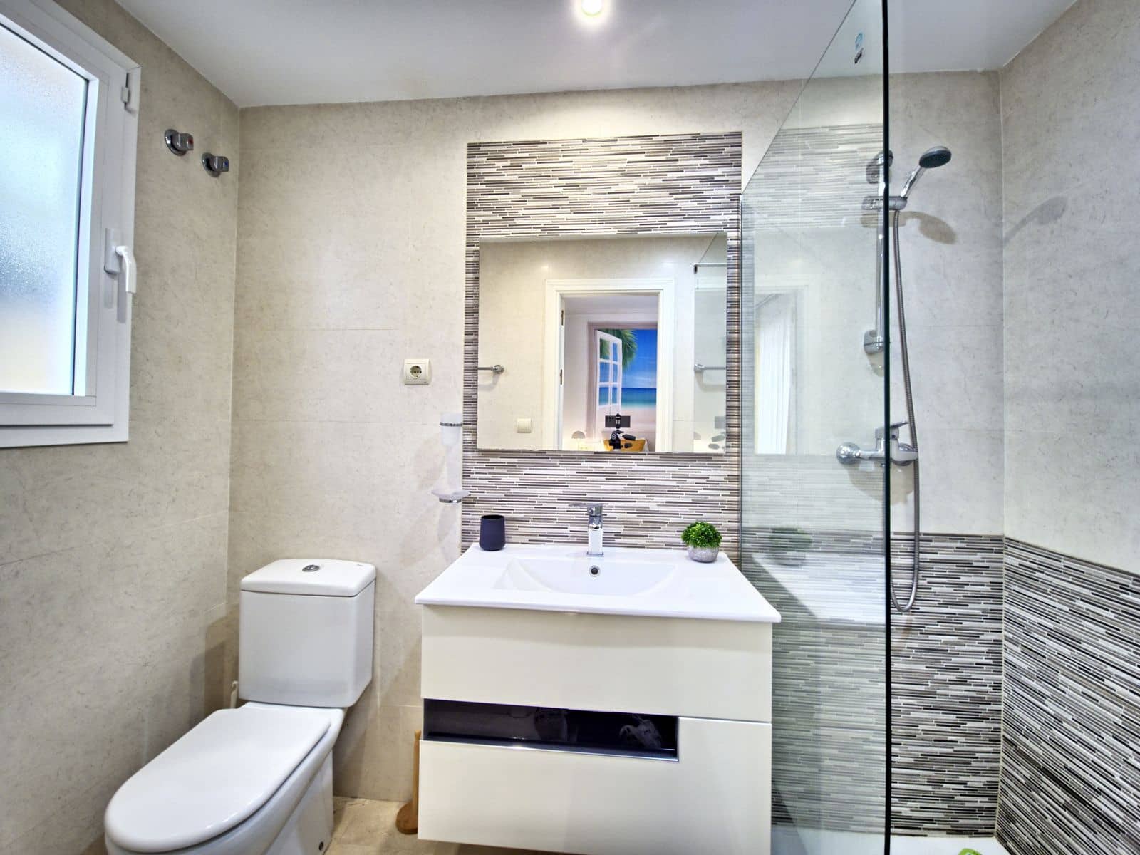 3 slaapkamer Appartement te koop in Cabopino - € 635.000 (Ref: 10051427)
