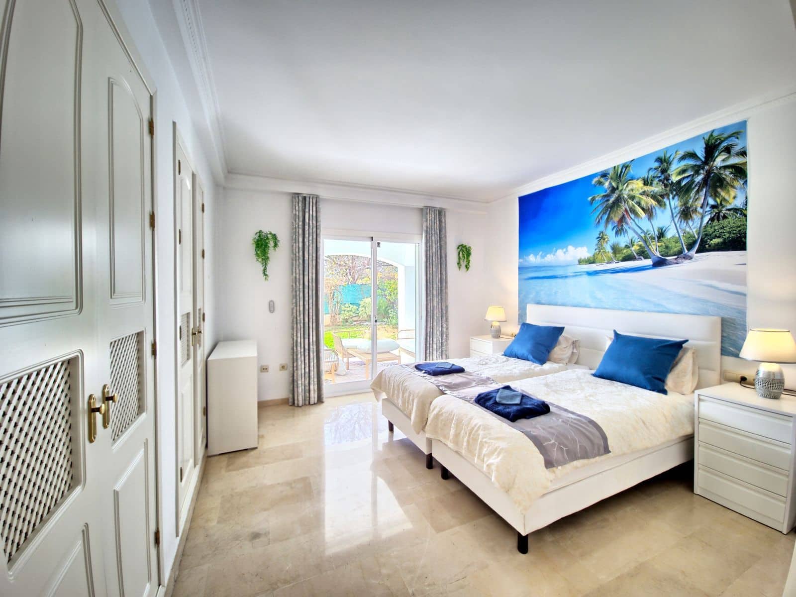 3 slaapkamer Appartement te koop in Cabopino - € 635.000 (Ref: 10051427)