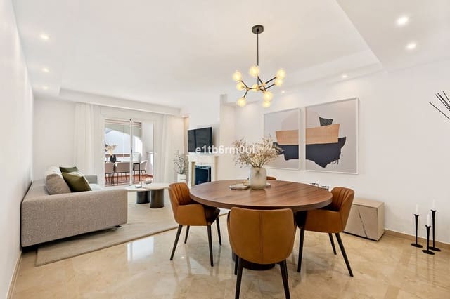 2 slaapkamer Appartement te koop in Nueva Andalucia, Marbella - € 595.000 (Ref: 10051435)