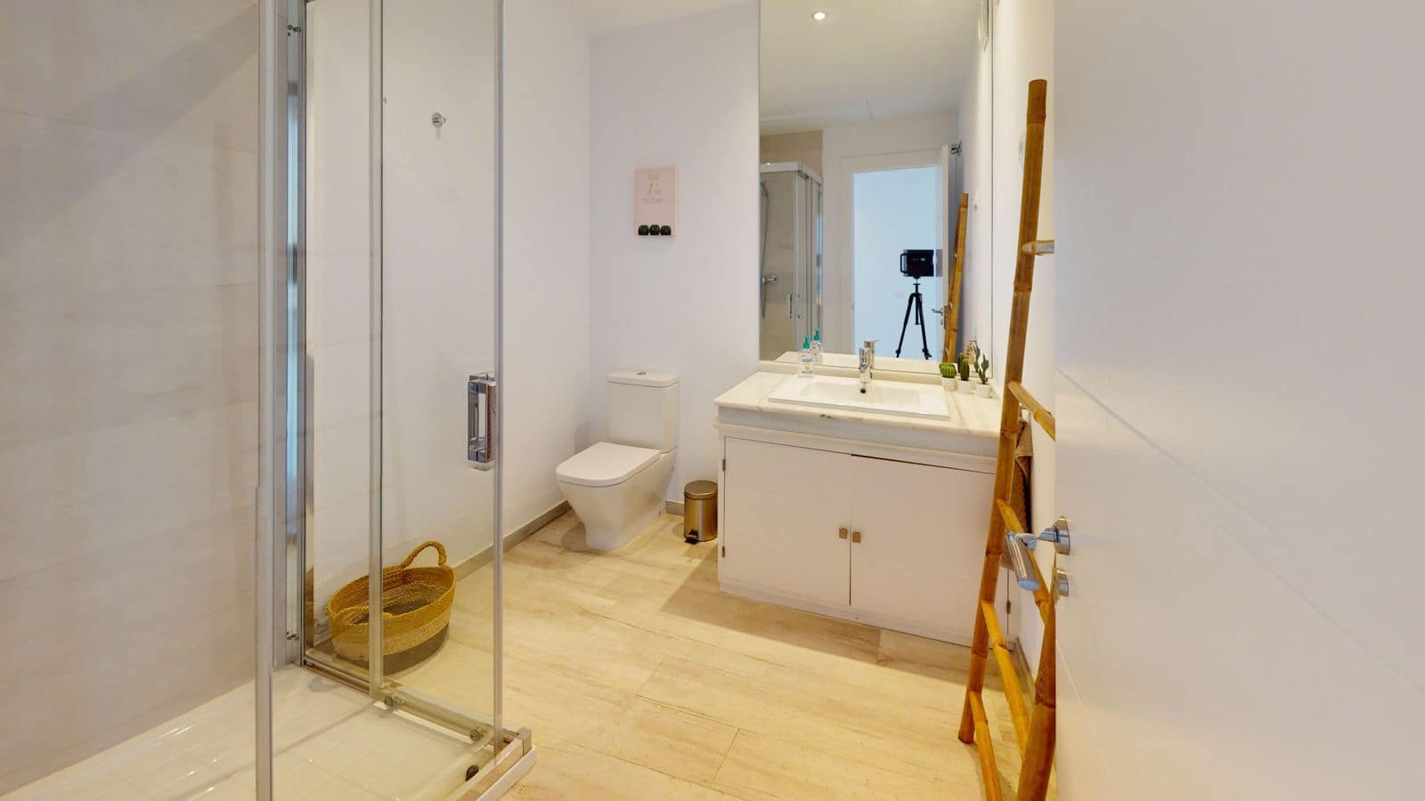4 bedroom Townhouse for sale in La Mairena - € 615,000 (Ref: 10051436)