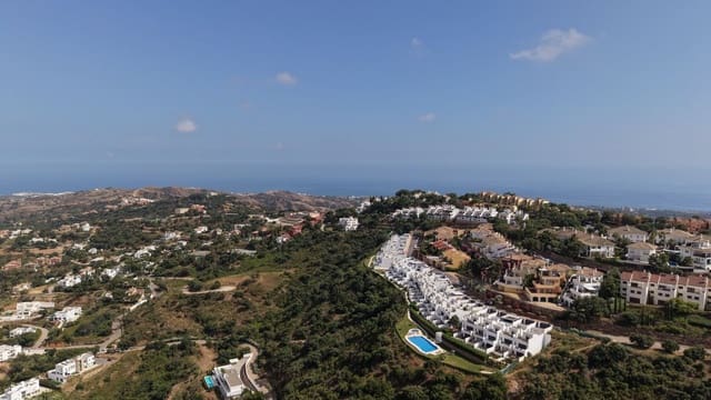 4 Zimmer Haus zu verkaufen in La Mairena, Ojen - 695.000 € (Ref: 10051437)
