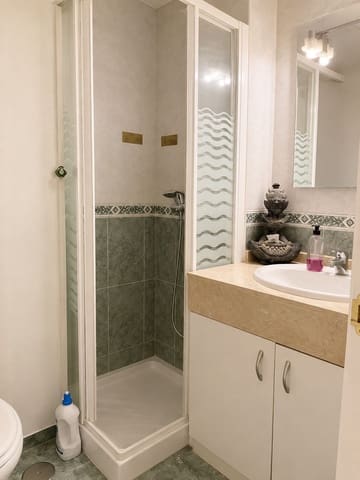 2 bedroom Apartment for sale in Nueva Andalucia, Marbella - € 459,000 (Ref: 10051440)