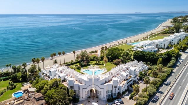 4 Zimmer Apartment zu verkaufen in Estepona - 1.399.000 € (Ref: 10051441)