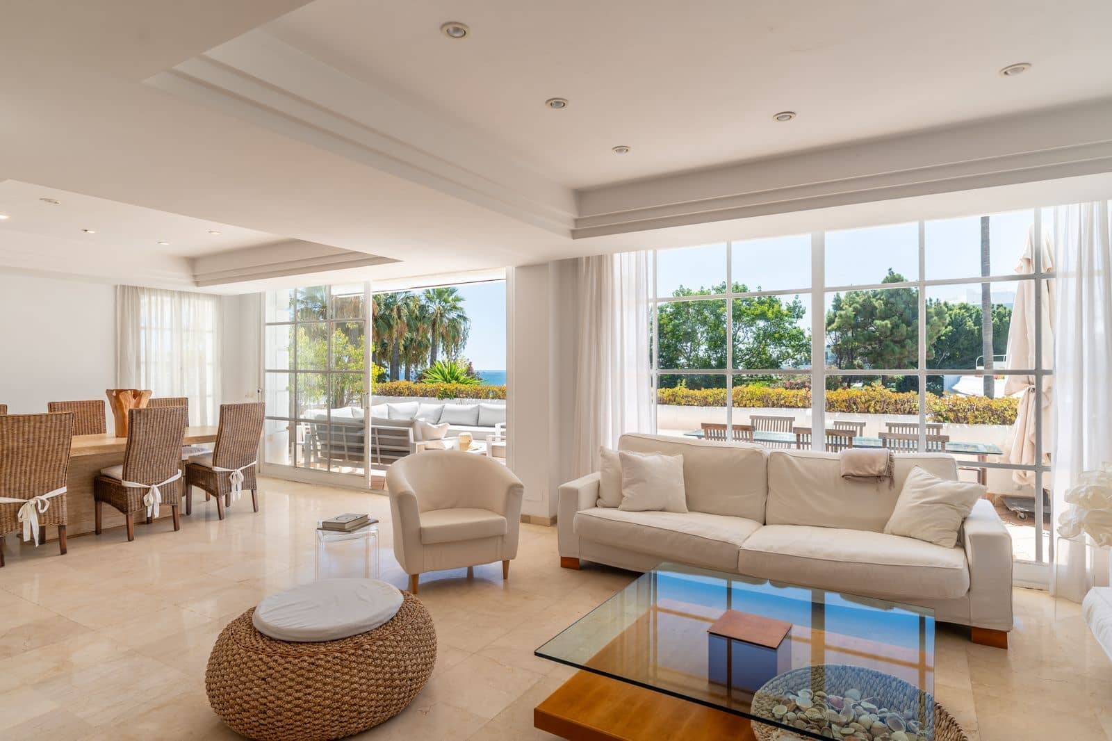 4 Zimmer Apartment zu verkaufen in Estepona - 1.399.000 € (Ref: 10051441)