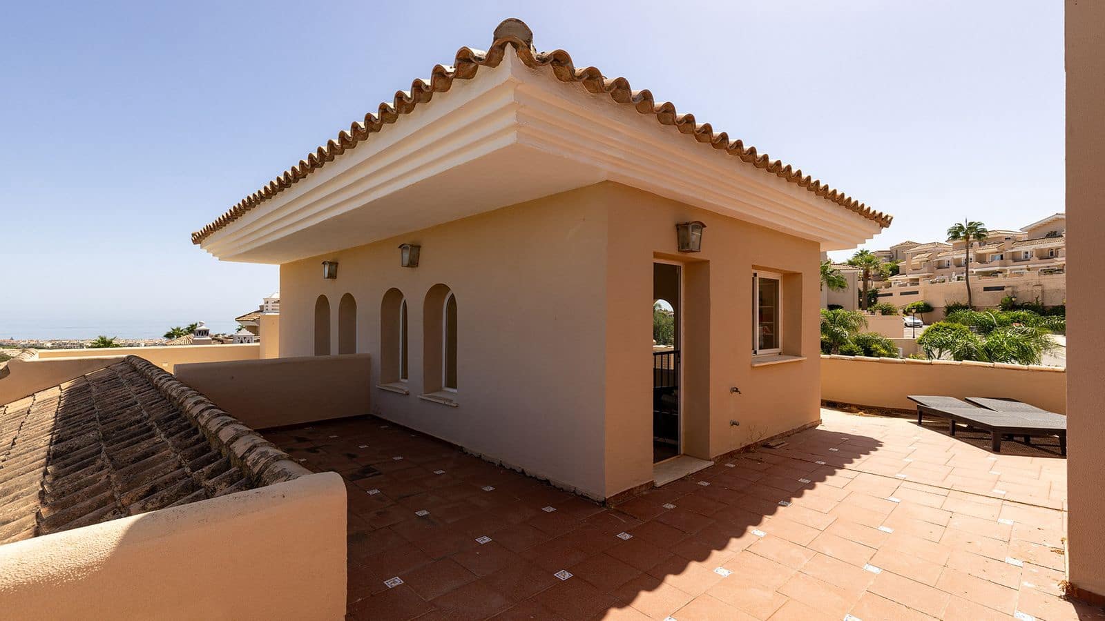 3 Zimmer Haus zu verkaufen in La Duquesa / Puerto de la Duquesa - 450.000 € (Ref: 10051457)