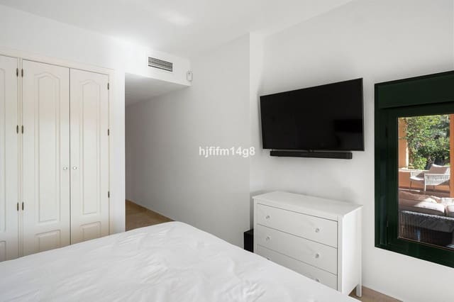 3 Zimmer Apartment zu verkaufen in El Paraiso, Estepona - 545.000 € (Ref: 10051458)