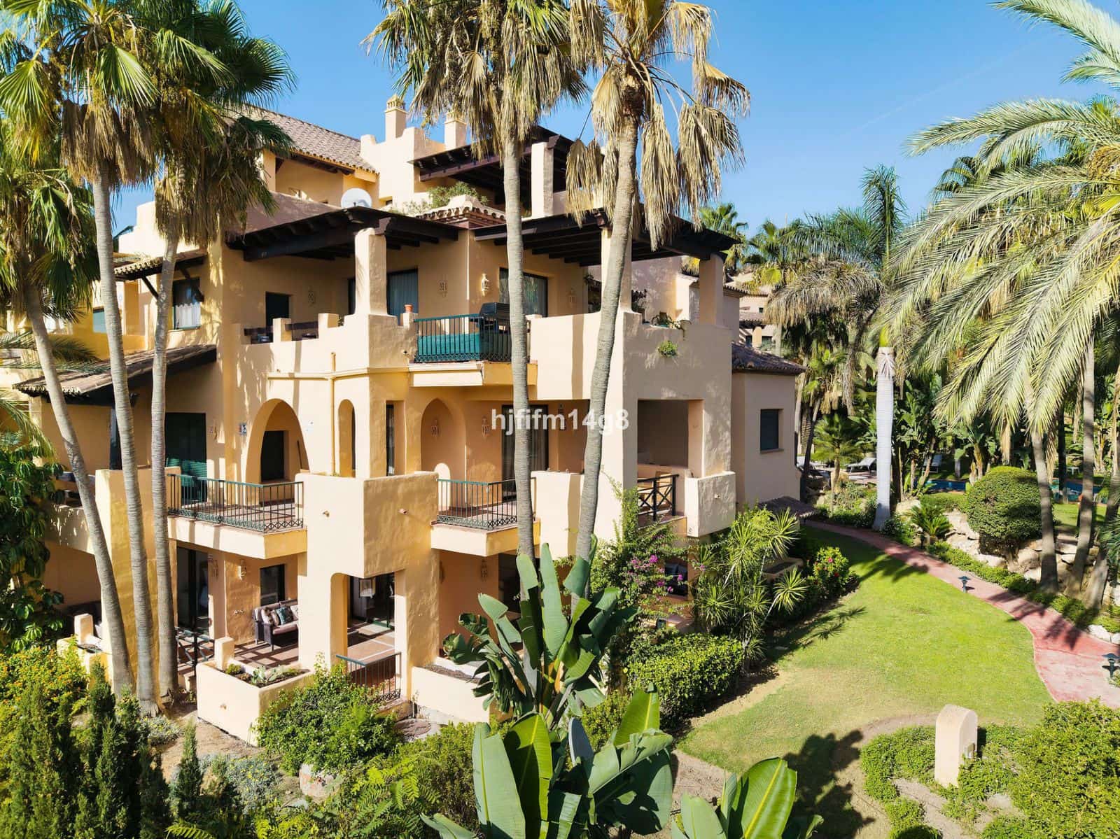 3 Zimmer Apartment zu verkaufen in El Paraiso - 545.000 € (Ref: 10051458)