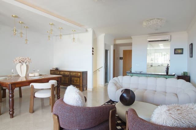 Casa de 4 habitaciones en Manilva en venta - 670.000 € (Ref: 10051462)