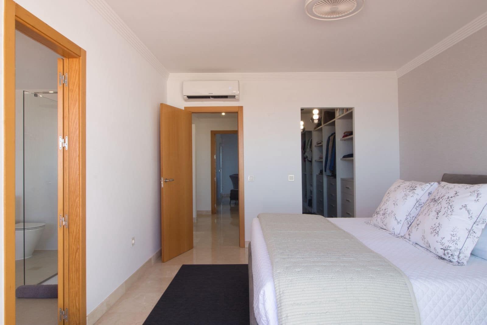 4 bedroom Townhouse for sale in Manilva - € 670,000 (Ref: 10051462)
