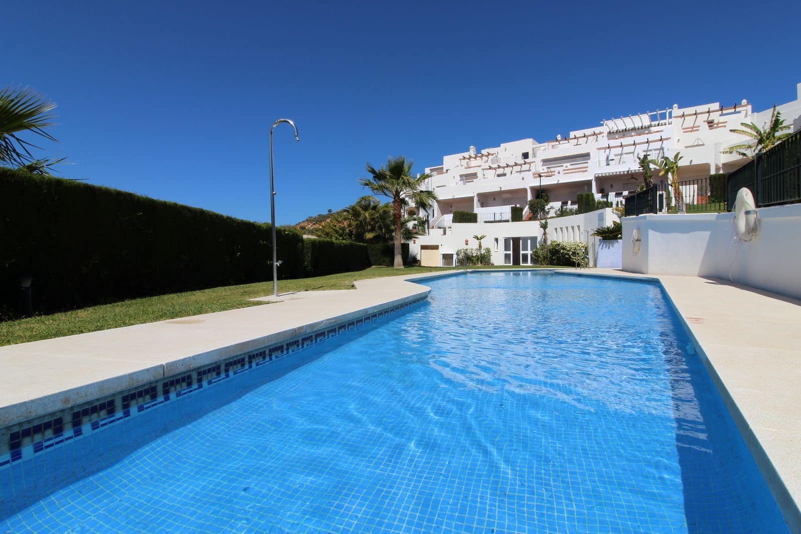 4 bedroom Townhouse for sale in Manilva - € 670,000 (Ref: 10051462)