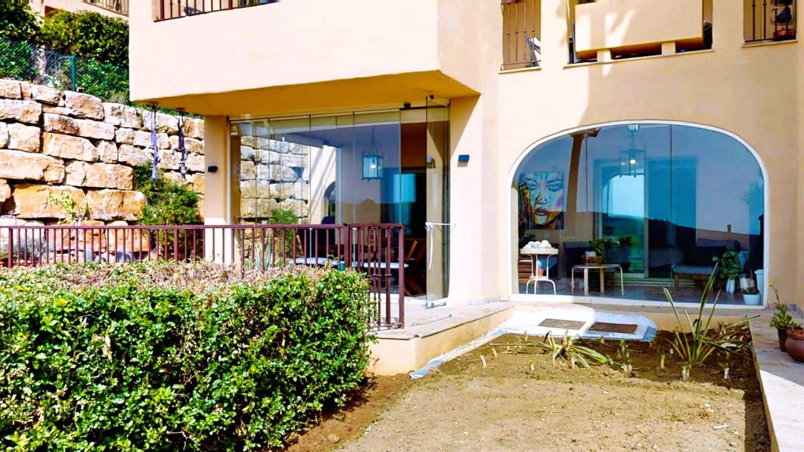 3 bedroom Apartment for sale in Benahavis - € 639,000 (Ref: 10051466)