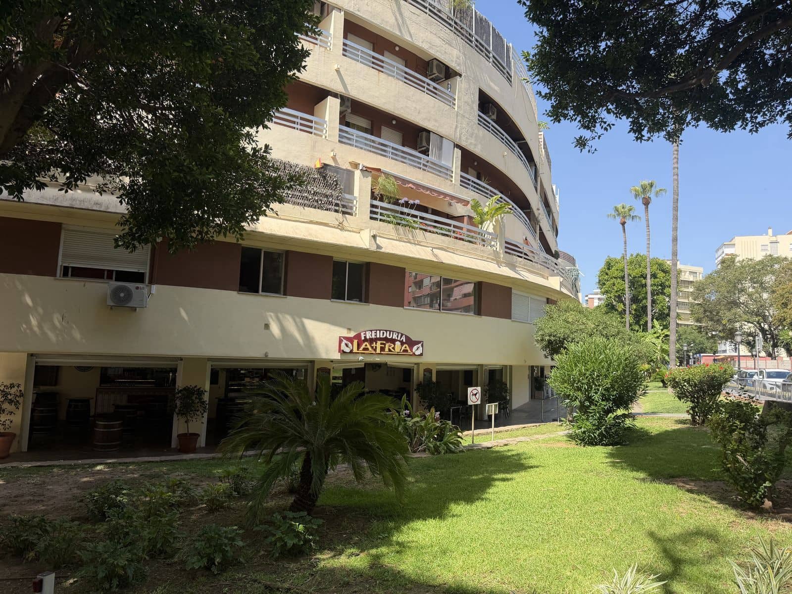 3 bedroom Apartment for sale in Marbella - € 995,000 (Ref: 10051470)