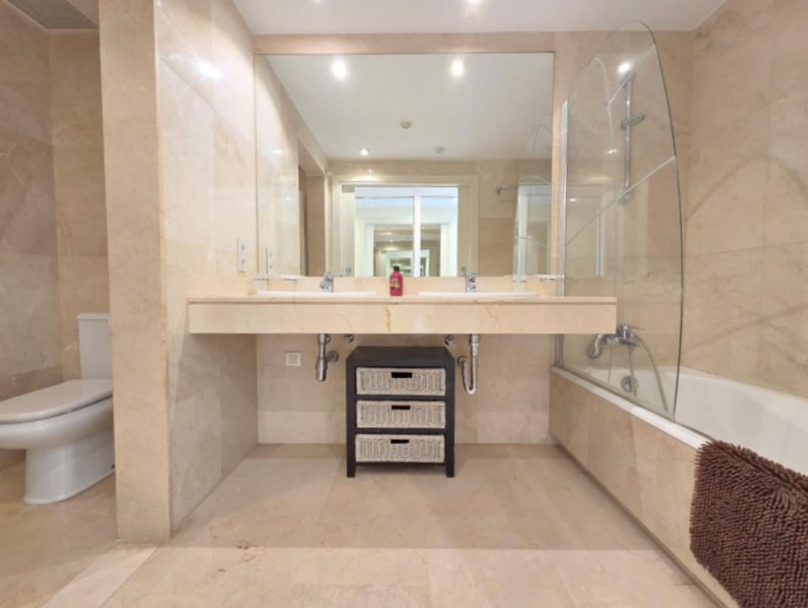 3 sovrum Lägenhet till salu i La Duquesa / Puerto de la Duquesa - 750 000 € (Ref: 10051472)