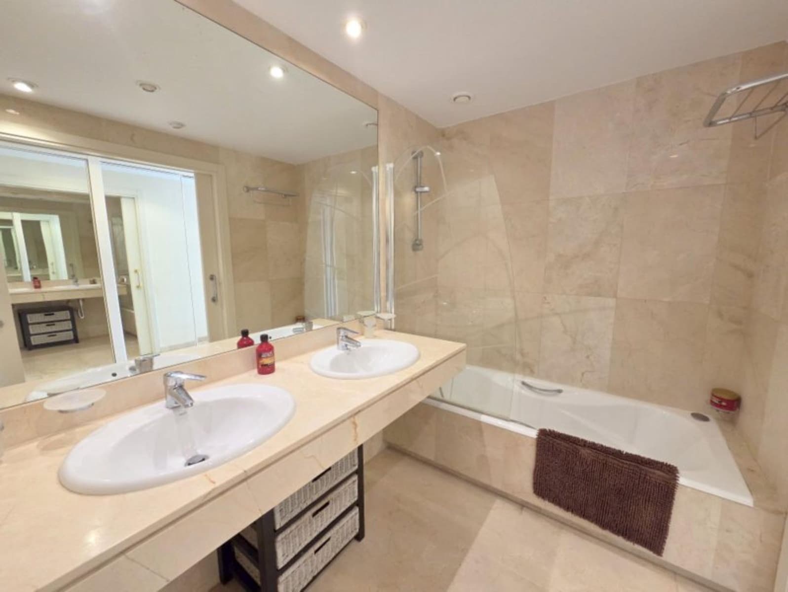 3 sovrum Lägenhet till salu i La Duquesa / Puerto de la Duquesa - 750 000 € (Ref: 10051472)