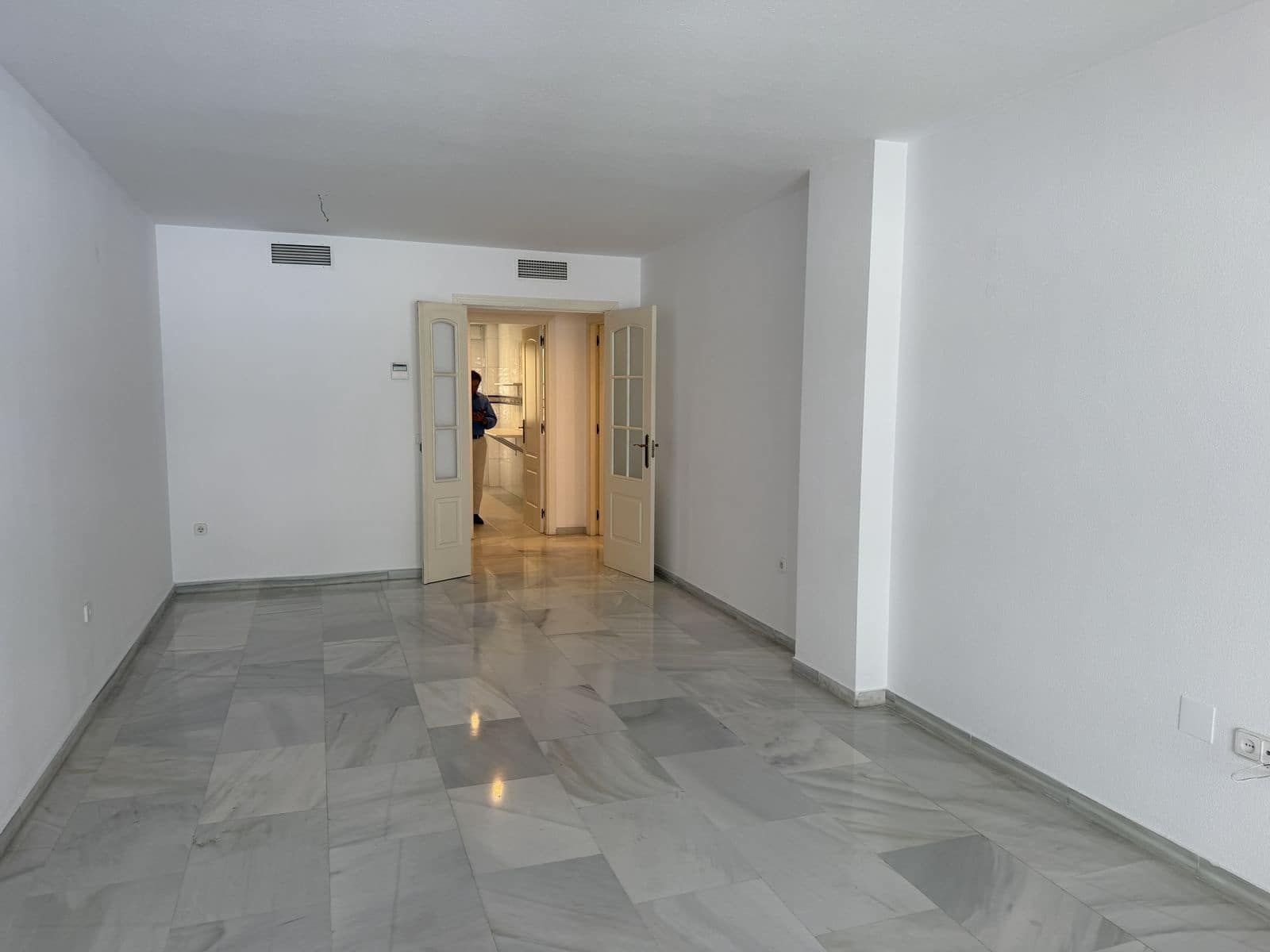 2 makuuhuone Huoneisto myytävänä paikassa Marbella - 500 000 € (Ref: 10051473)
