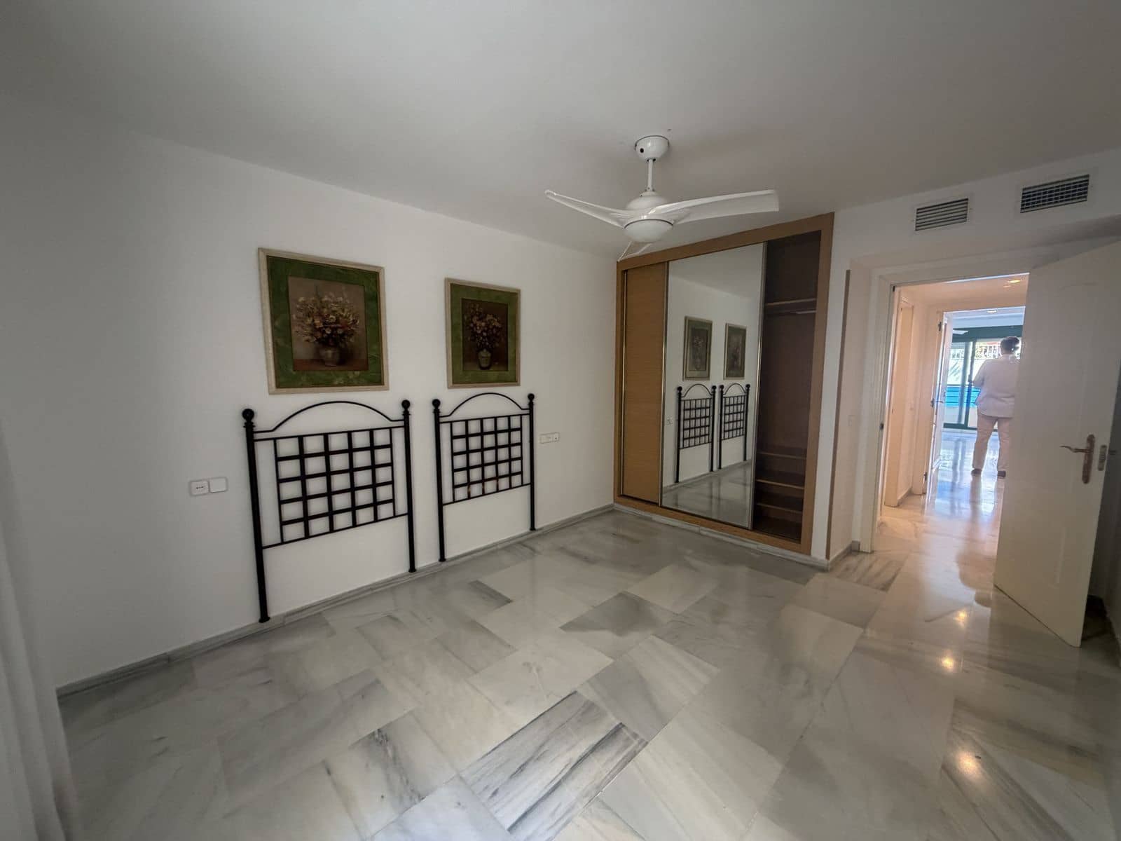 2 makuuhuone Huoneisto myytävänä paikassa Marbella - 500 000 € (Ref: 10051473)