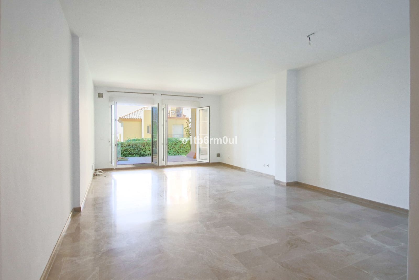 3 Zimmer Apartment zu verkaufen in Nueva Andalucia - 900.000 € (Ref: 10051474)