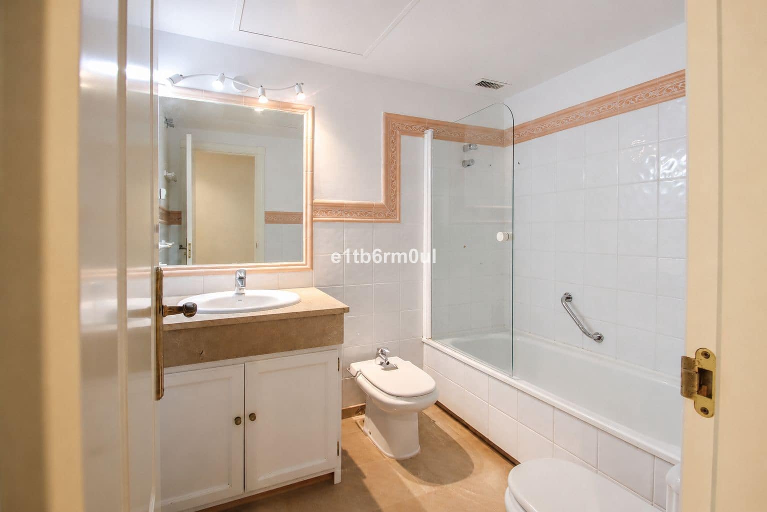 3 Zimmer Apartment zu verkaufen in Nueva Andalucia - 900.000 € (Ref: 10051474)