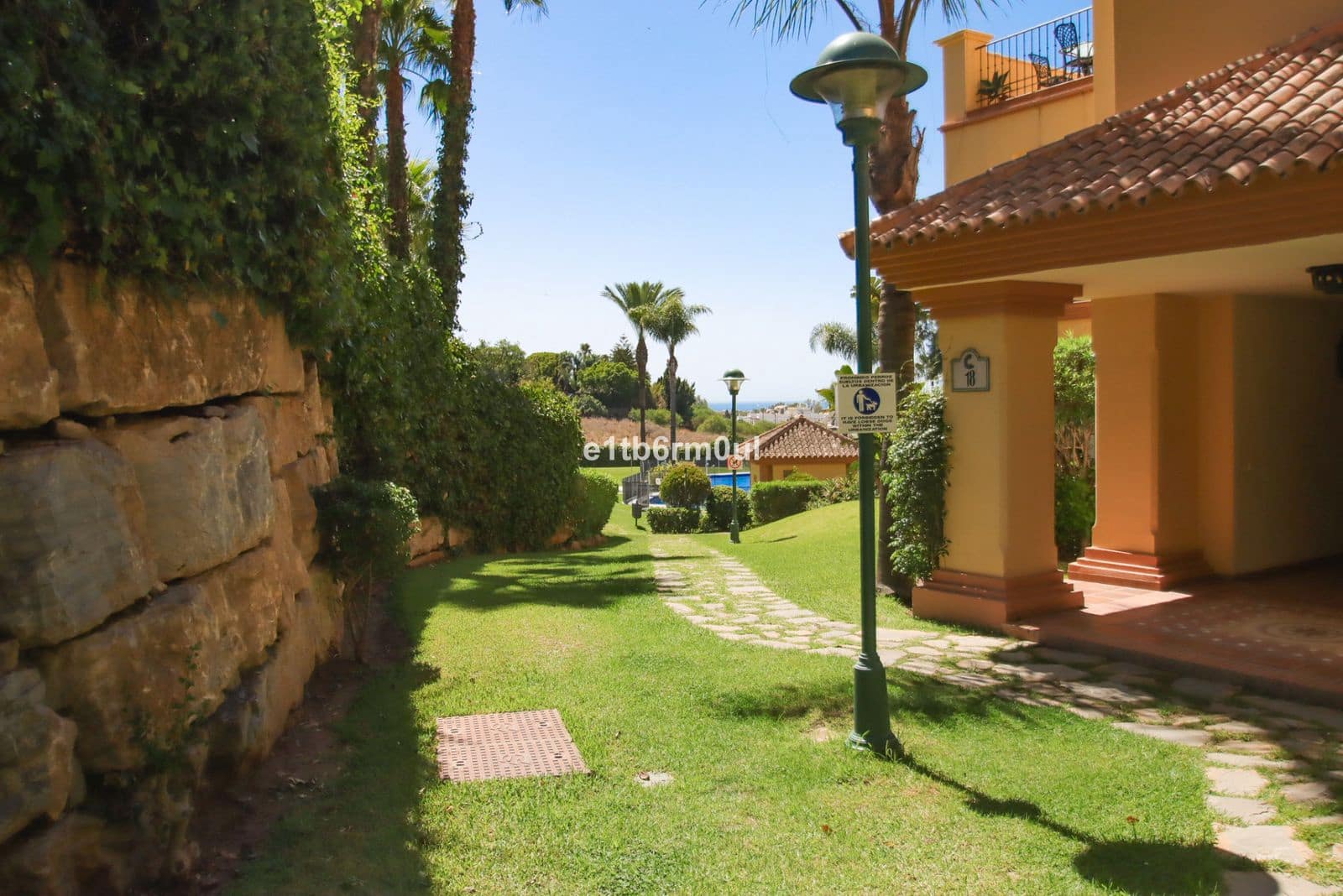 3 Zimmer Apartment zu verkaufen in Nueva Andalucia - 900.000 € (Ref: 10051474)