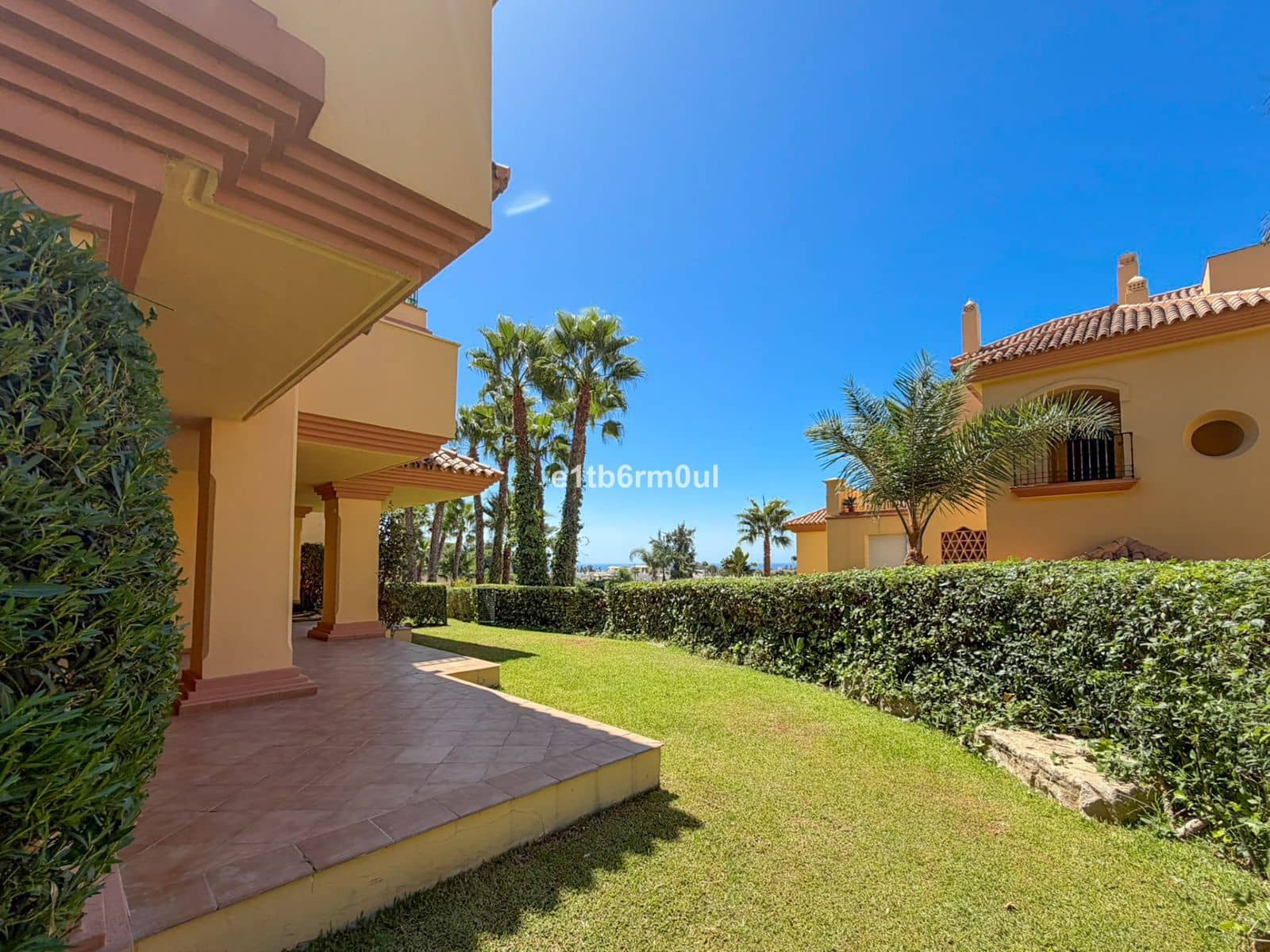 3 Zimmer Apartment zu verkaufen in Nueva Andalucia - 900.000 € (Ref: 10051474)