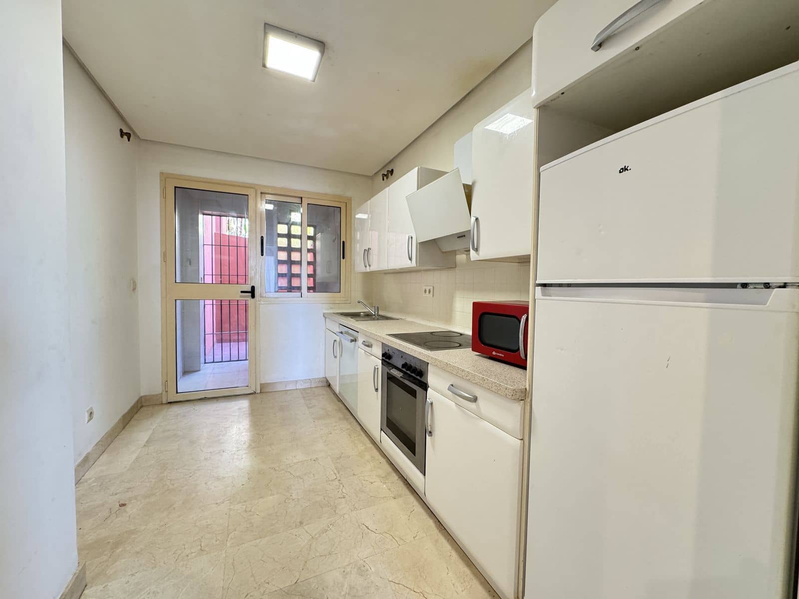 2 makuuhuone Huoneisto myytävänä paikassa Calahonda - 330 000 € (Ref: 10051478)