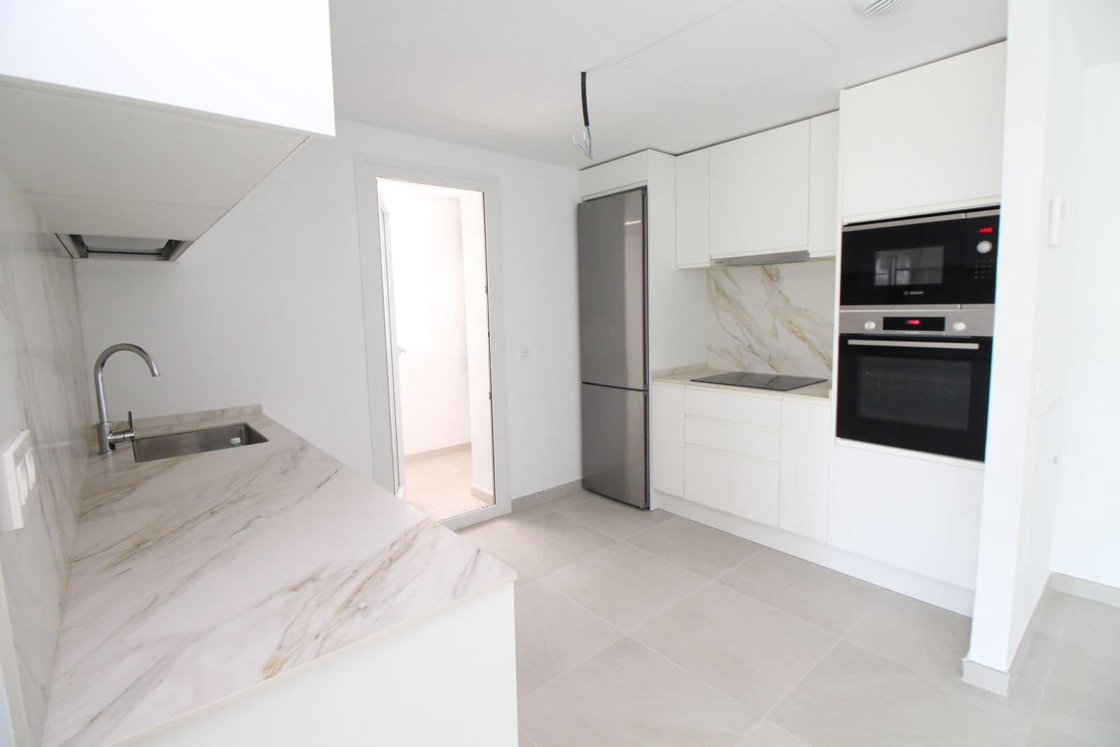 2 bedroom Apartment for sale in La Cala de Mijas - € 430,000 (Ref: 10051479)
