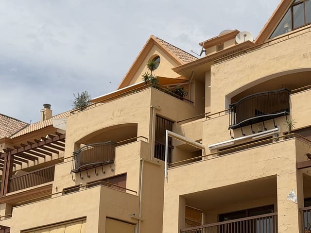 2 slaapkamer Penthouse te koop in Benalmádena - € 399.000 (Ref: 10051480)