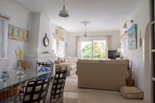 3 soverom Villa til salgs i Estepona - € 825 000 (Ref: 10051482)