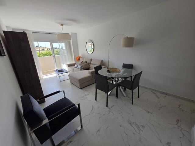 3 bedroom Apartment for sale in Nueva Andalucia, Marbella - € 385,000 (Ref: 10051483)