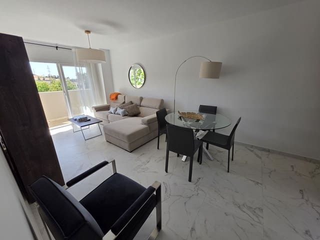 3 bedroom Apartment for sale in Nueva Andalucia, Marbella - € 385,000 (Ref: 10051483)