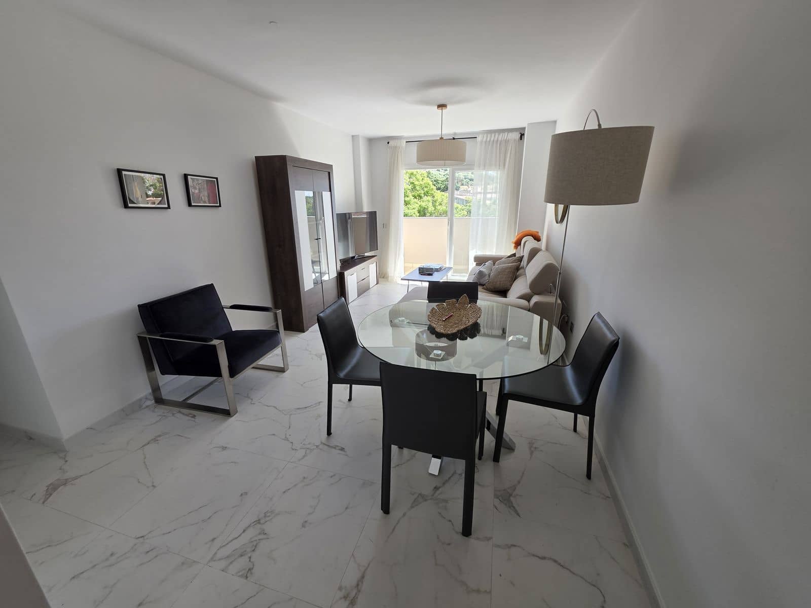 3 bedroom Apartment for sale in Nueva Andalucia - € 385,000 (Ref: 10051483)