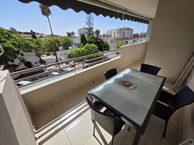 3 bedroom Apartment for sale in Nueva Andalucia, Marbella - € 385,000 (Ref: 10051483)